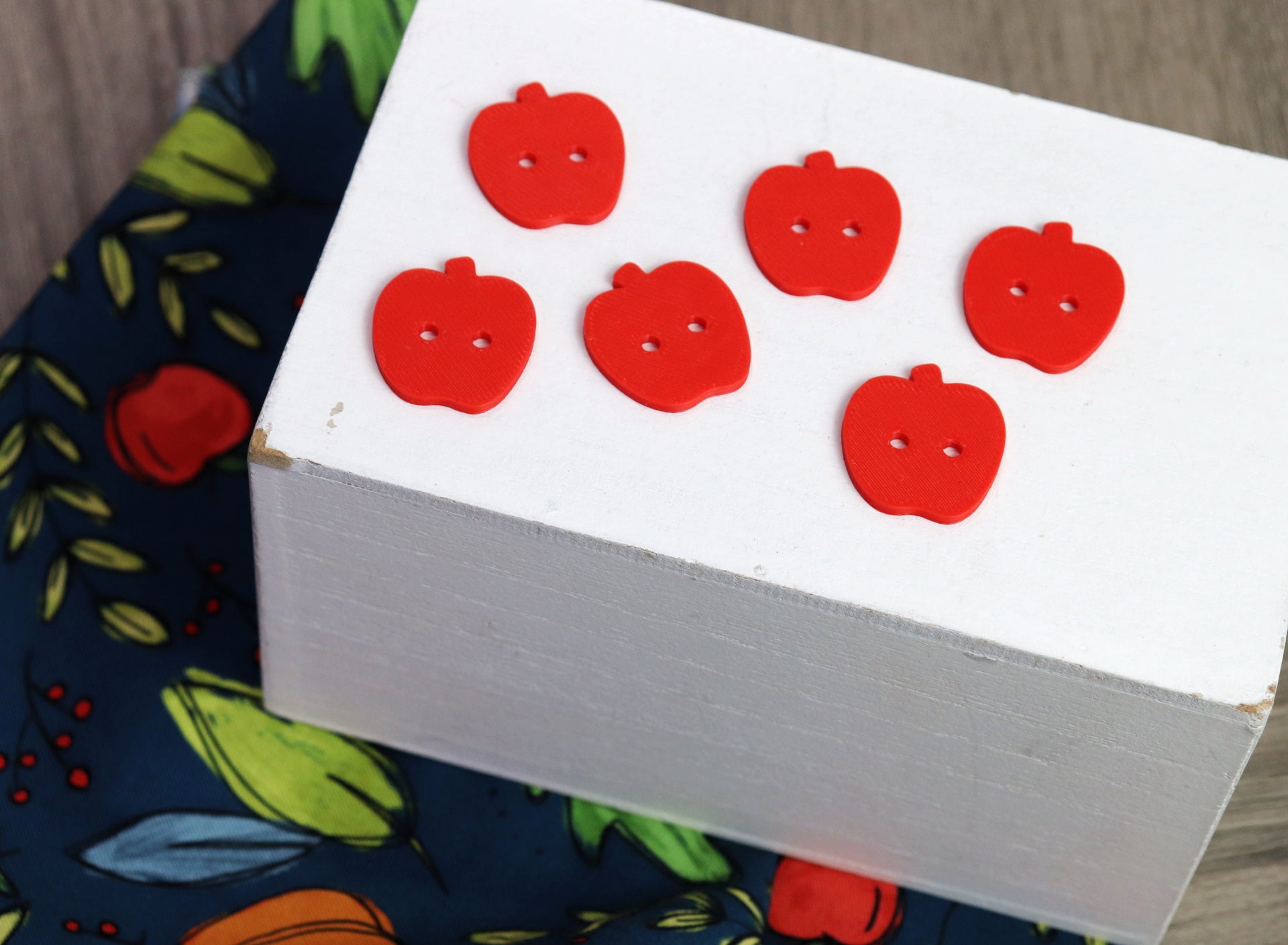 Apple Buttons